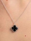 Colar Trevo Detalhado Preto